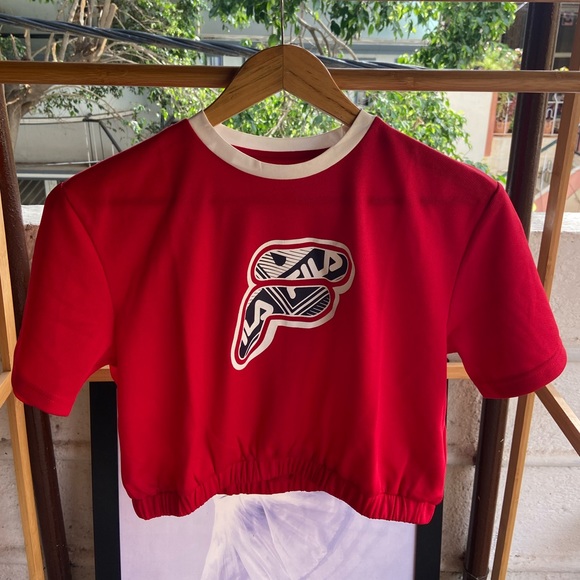 FILA Round Neck Crop top - Picture 3 of 8